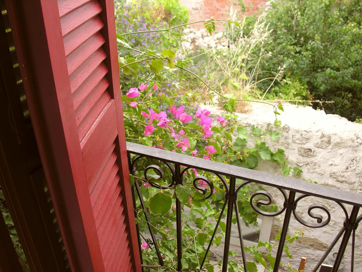 Salyangoz Bed and Breakfast Alaçatı Eksteriør billede